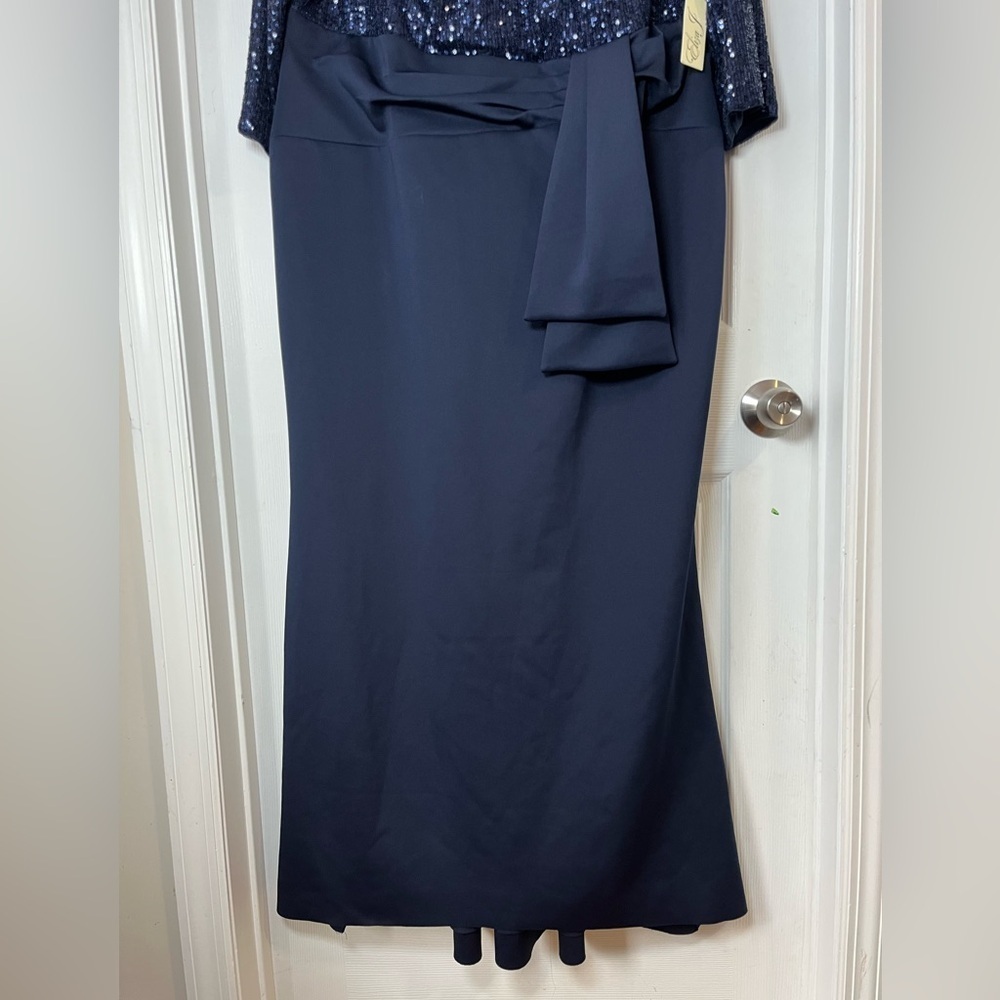 Eliza J Plus Size Sequin Bodice Gown Midnight Blue Maxi Dress 20W - Picture 9 of 12
